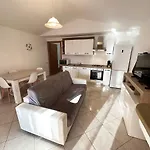 Con Veranda Vista Mare In Loc. Le Saline A C100 Appartamento *